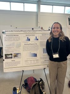 A Grad showcase presenter
