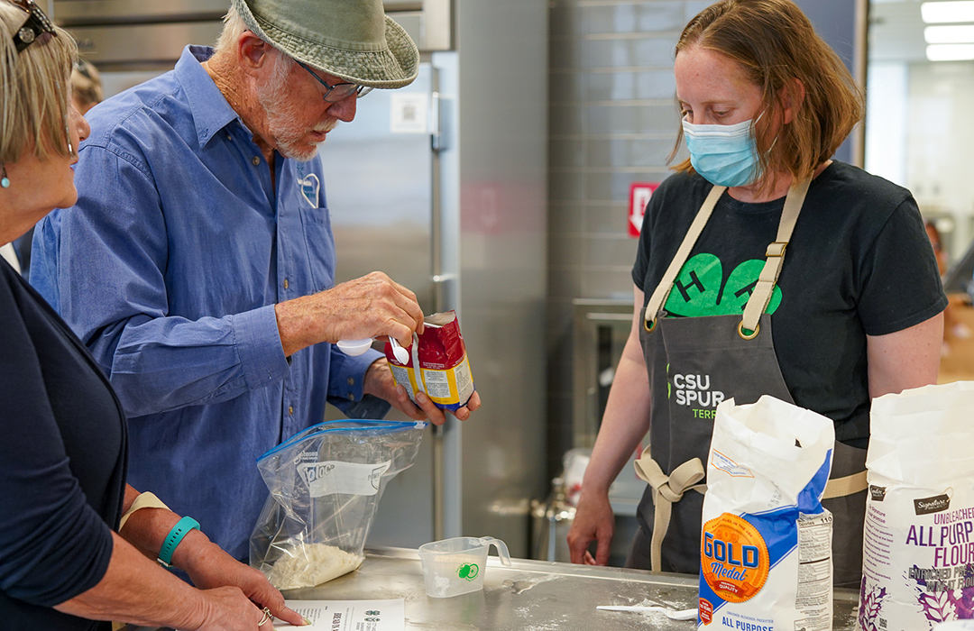 People preparing food