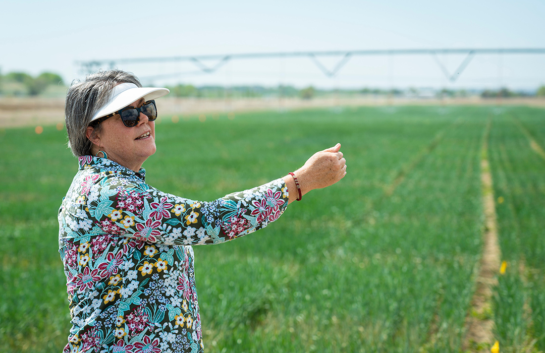 Laura Pottoroff giving lecture